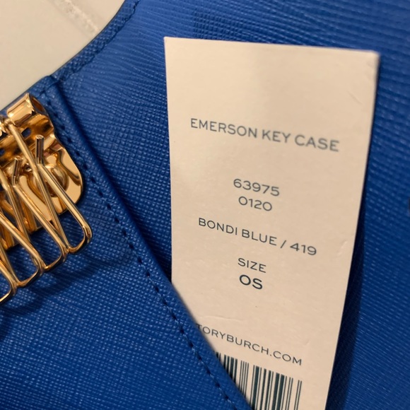 Tory Burch Emerson Key case in Bondi Blue leather - Picture 6 of 11